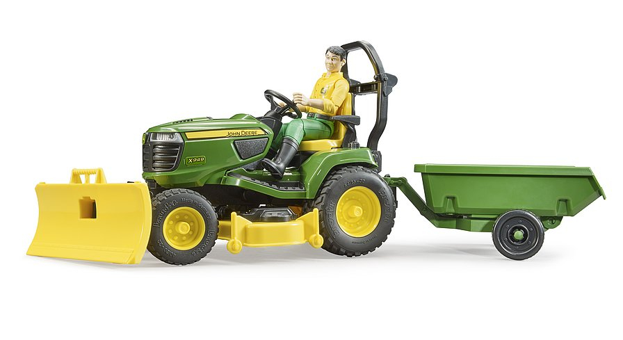 BRUDER JOHN DEERE TRATTORE TOSAERBA 62104