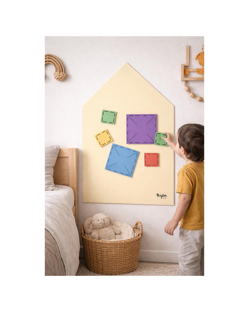 FAMILY NATION LAVAGNA MAGNETICA DA PARETE CASETTA SABBIA 70X44 CM